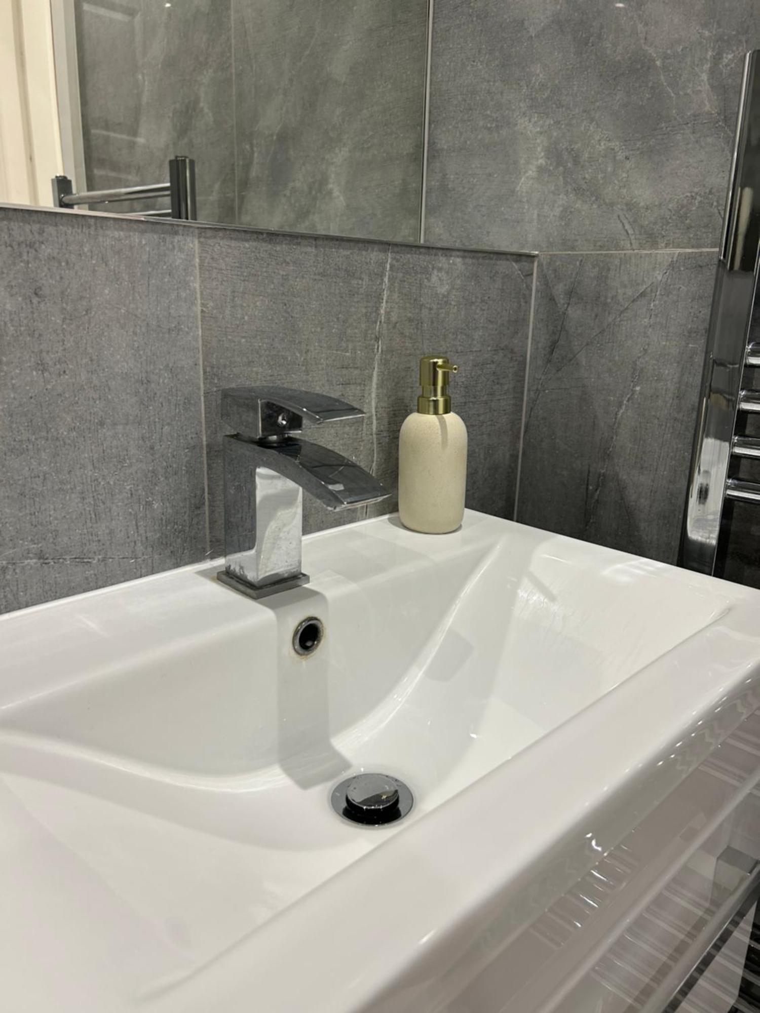 Apartment Stylish - Stratford Near Abba Voyage, O2 Greenwich, Stadium And Westfield Shopping Centre London